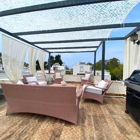 Duplex With Panoramic View In Yalikavak Apartment Bodrum