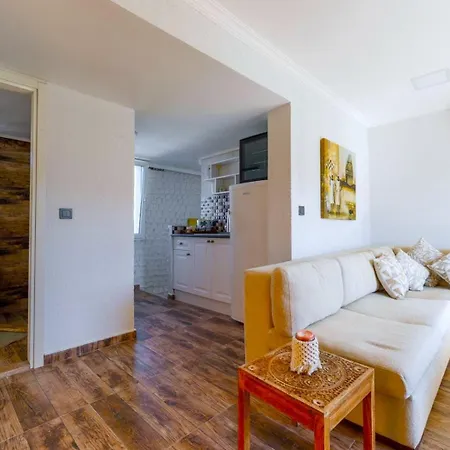 Duplex With Panoramic View In Yalikavak