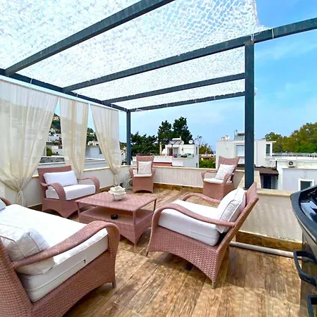 Duplex With Panoramic View In Yalikavak